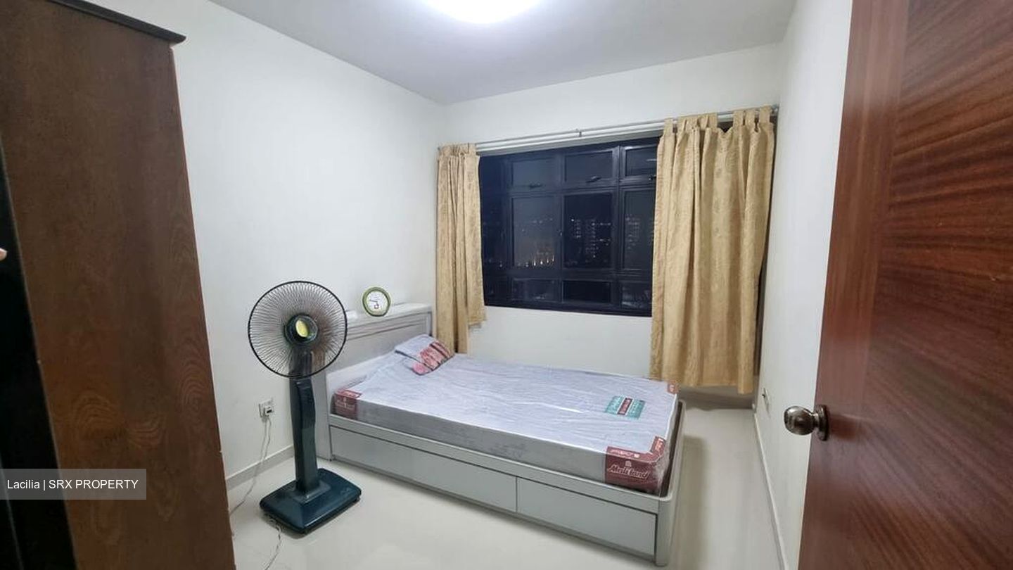 Blk 220C Linear Green @ Bedok (Bedok), HDB 4 Rooms #497833921